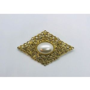 Vintage Pearl Brooch